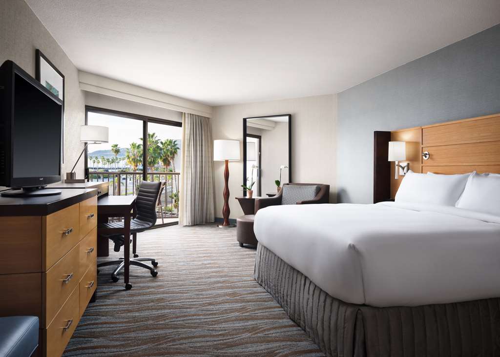 Sonesta Redondo Beach & Marina - photo 23