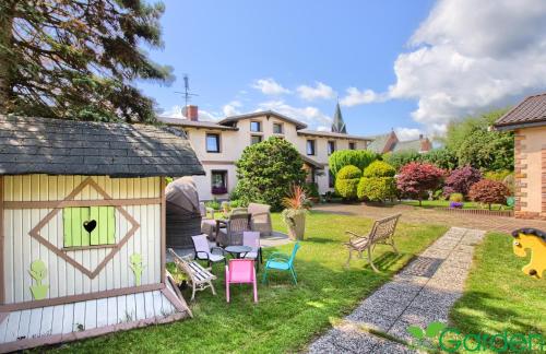 Willa Garden 60m od plaży in Ustronie Morskie, Poland