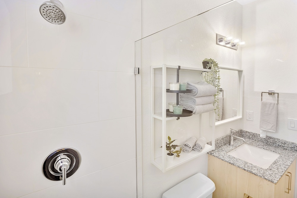 Avi Lux Stay - photo 36
