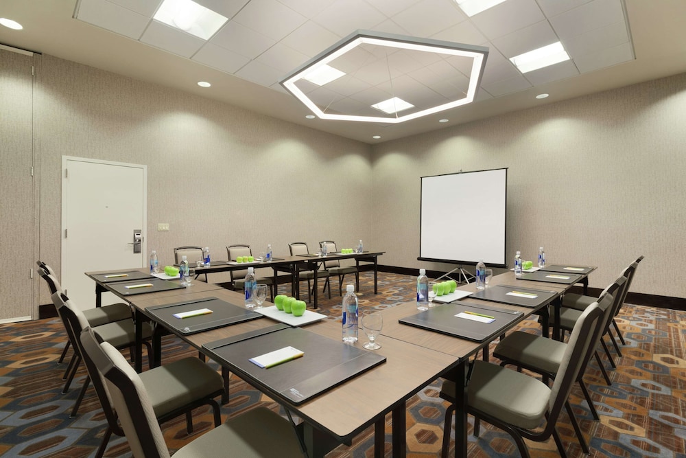 Hilton Garden Inn Cupertino - photo 29