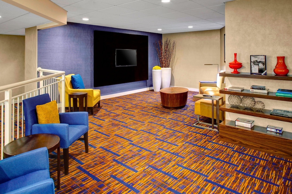 Courtyard by Marriott Columbus Downtown - photo 30