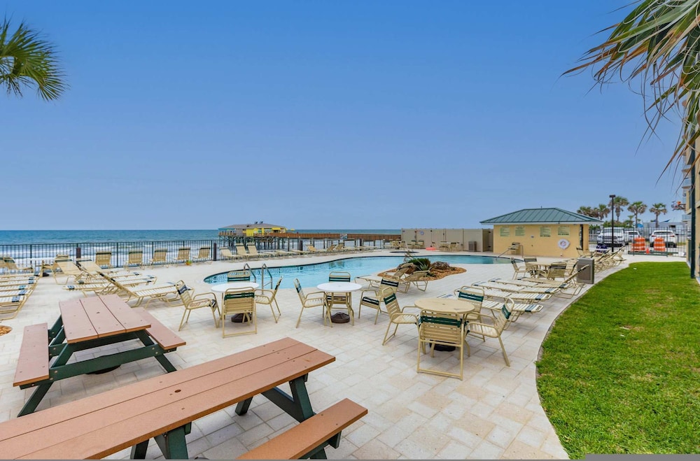 Ocean Views from Your Private Balcony Sunglow Resort 907 by Brightwild - photo 22