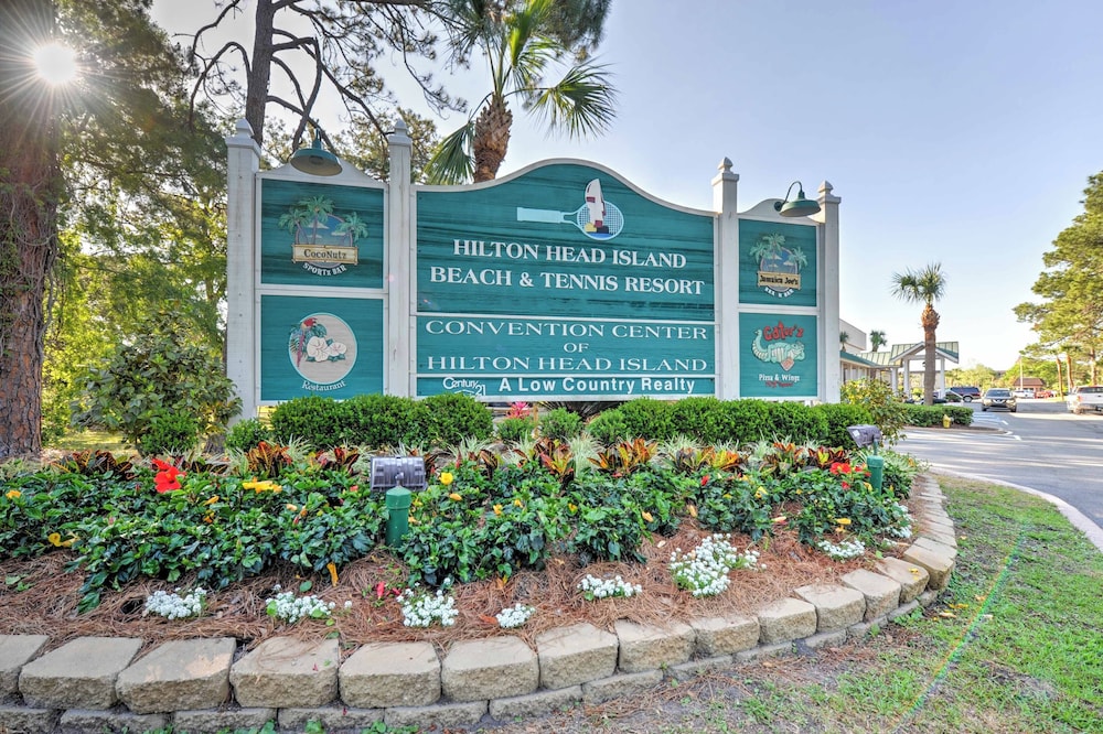 Pool Tennis & Gym: Resort Condo in Hilton Head - photo 34