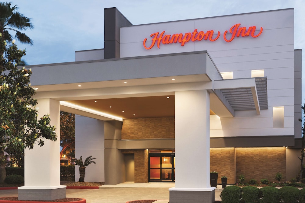 Hampton Inn Houston Brookhollow - photo 40
