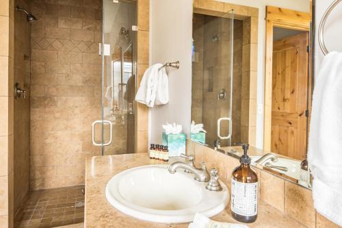 Lone Peak Townhome 5 - photo 15