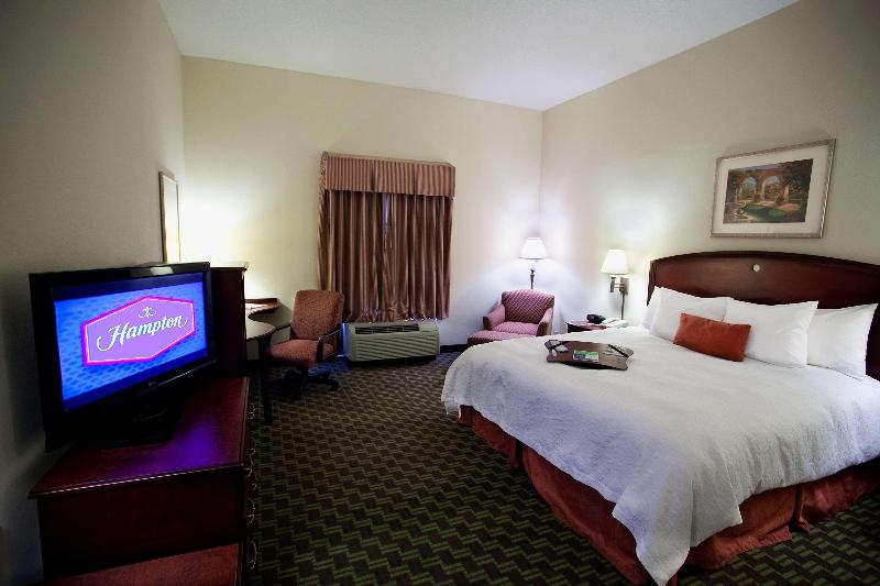 Hampton Inn Carrollton - photo 15
