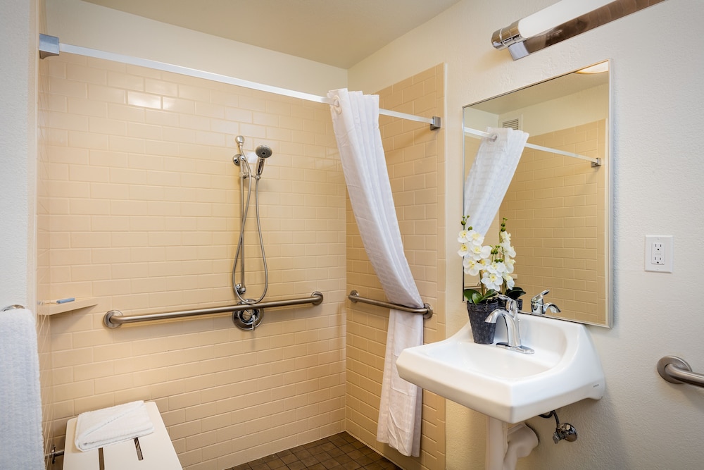 Candlewood Suites Anaheim Resort Area by IHG - photo 34