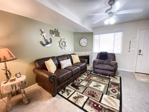 Lake View Condo 930 2 — 4-Star Luxury Hotel in Garden City, United States