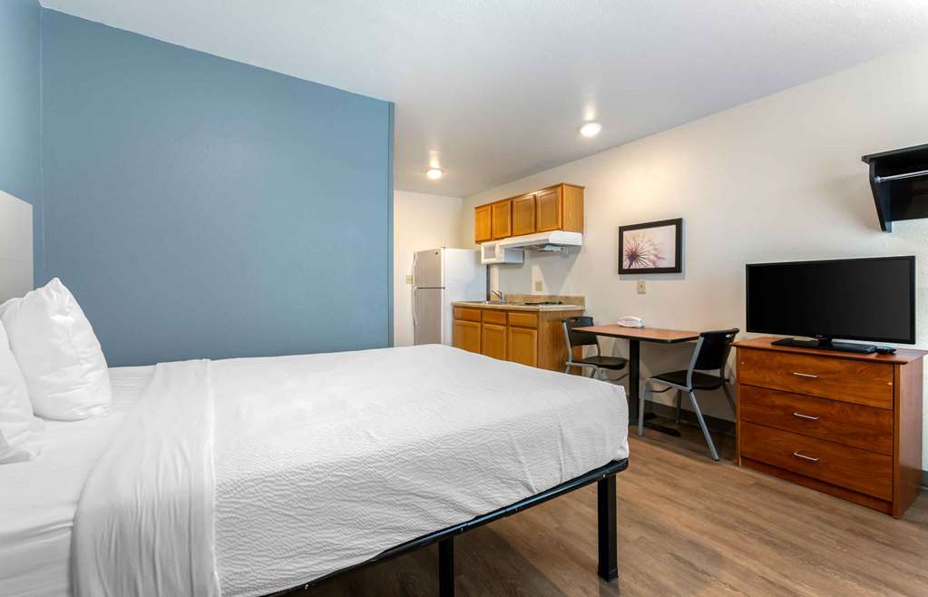 Extended Stay America Select Suites El Paso East - photo 7
