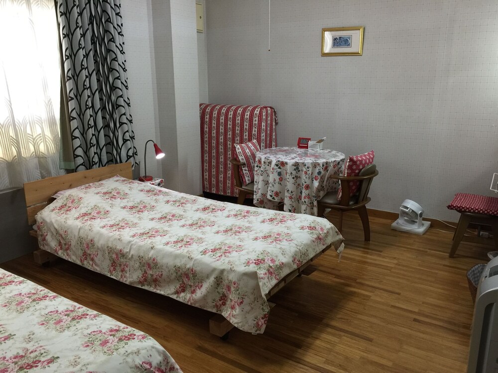 Ladies Inn moTomachi Caters to Women — Hita — photo 5