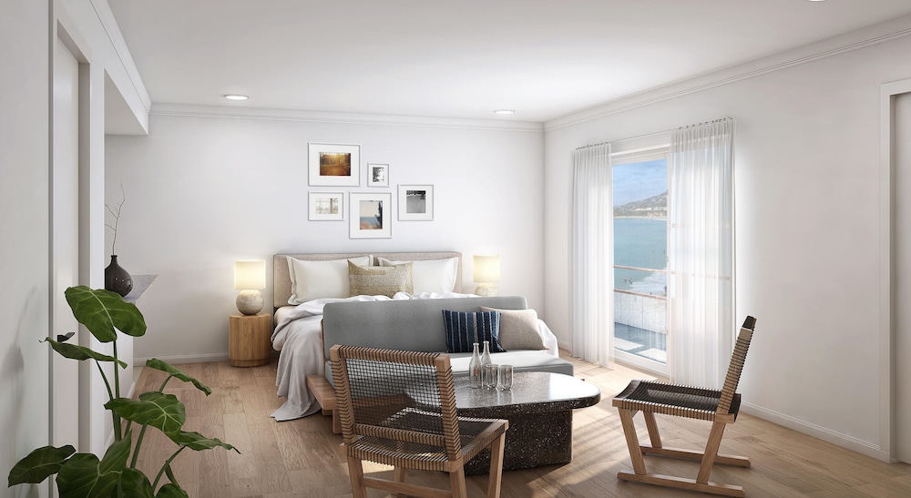 Pacific Edge Hotel - photo 7