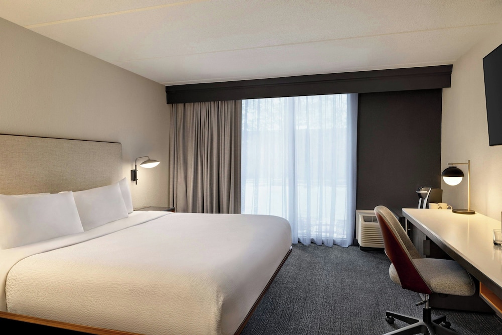 Courtyard by Marriott Atlanta Northlake - photo 20