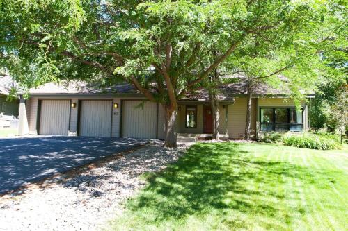 The Ranch 43 Latigo Road — 4-Star Luxury Hotel in Durango, United States
