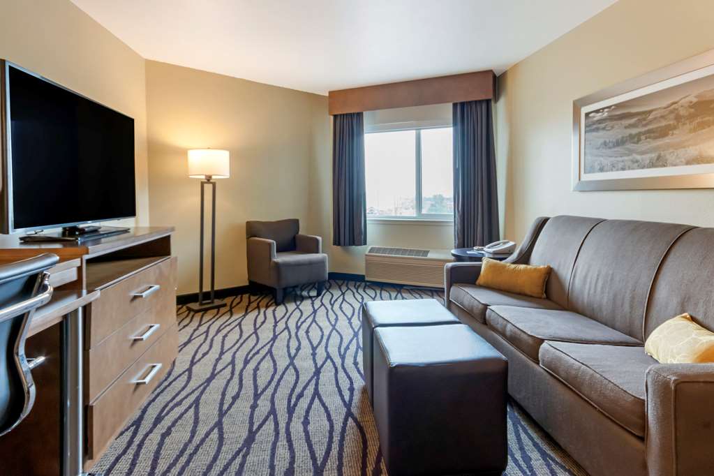 Comfort Inn & Suites Market Airport - photo 26