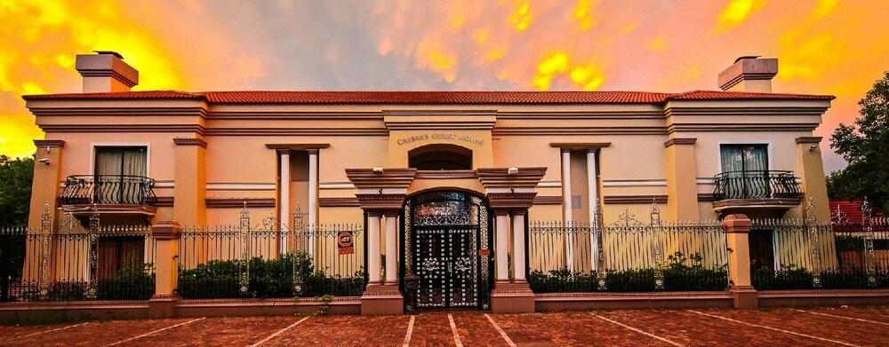 Caesars Guesthouse — 4-Star Luxury Hotel in Sasolburg, South Africa