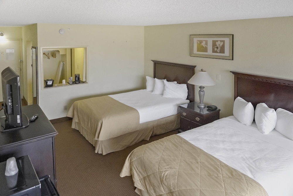 Economy Hotel Plus Wichita - photo 12