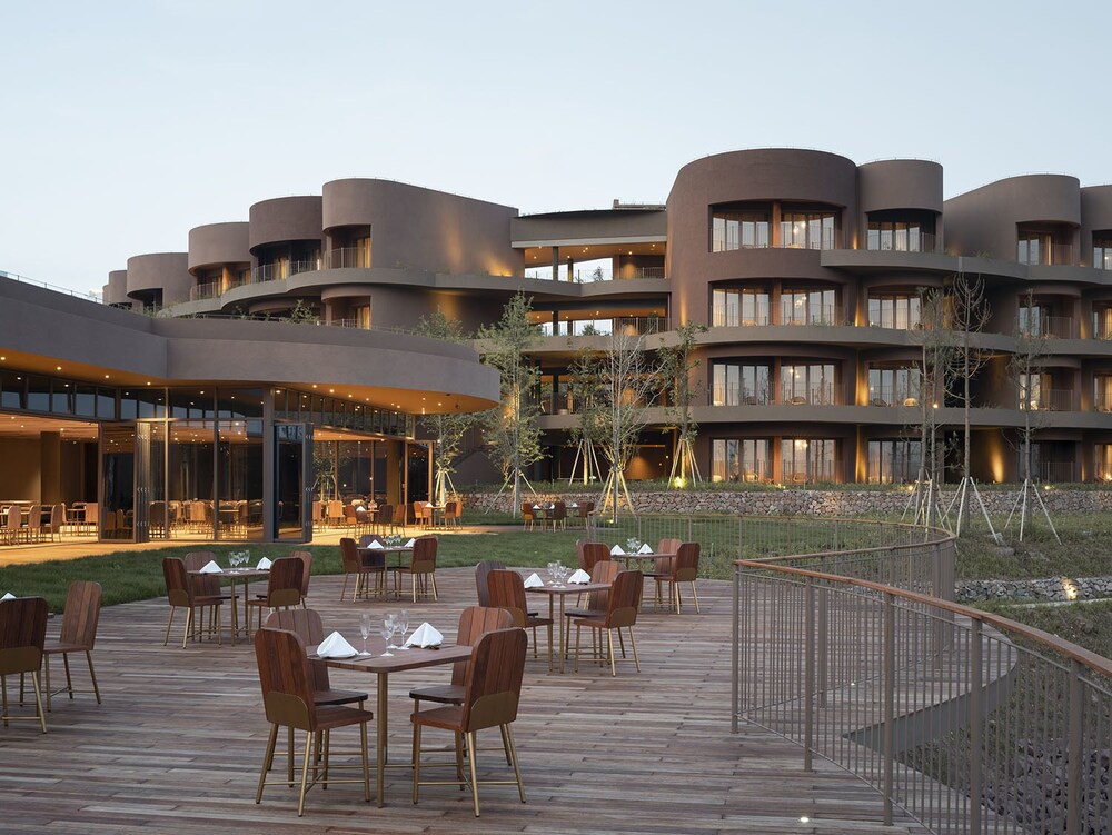 Hotel Karen — 5-Star Luxury Hotel in Hangzhou, People's Republic of China