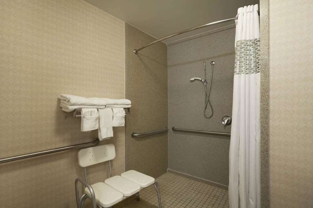 Hampton Inn Orlando International Drive Convention Center - photo 17