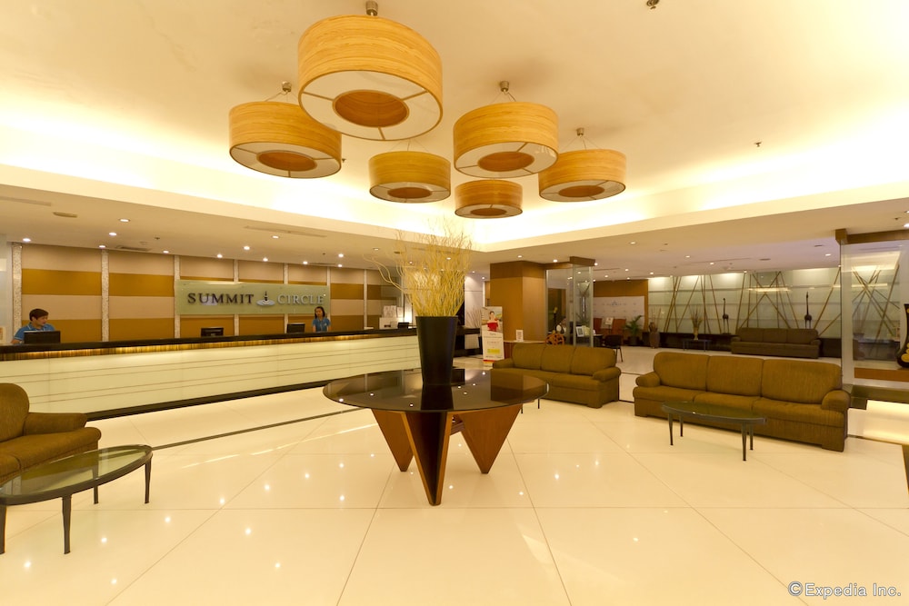 Summit Circle Cebu - carbon neutral hotel in Cebu City