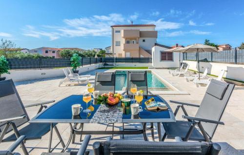 Cozy Apartment In Vir — 4-Star Luxury Hotel in Vir, Croatia