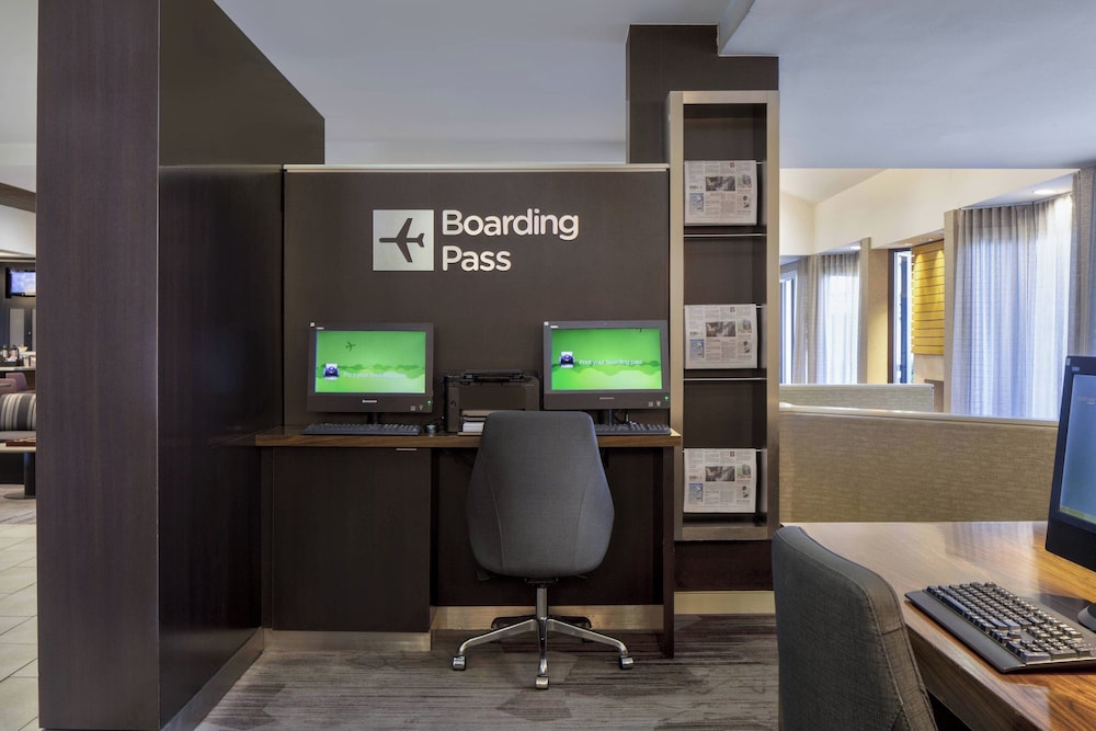 Courtyard by Marriott Dallas Arlington Entertainment Dist - photo 22