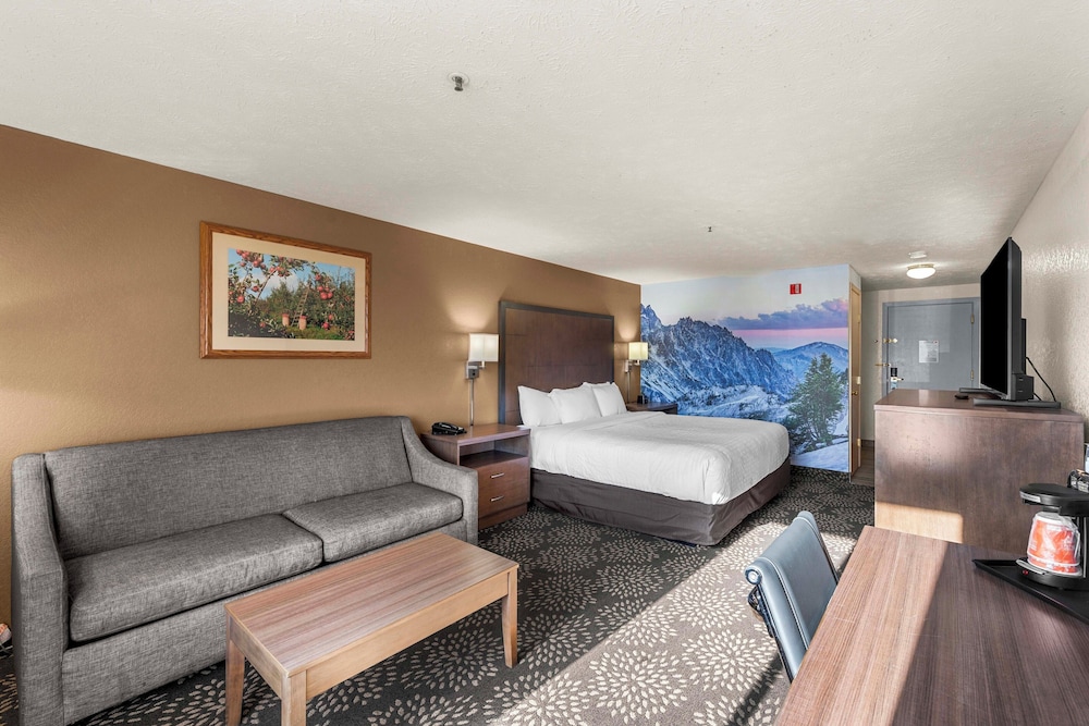 Clarion Pointe Wenatchee WA - photo 8