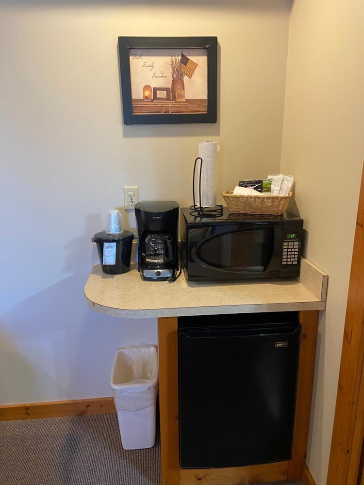 The Garrett Inn - photo 36