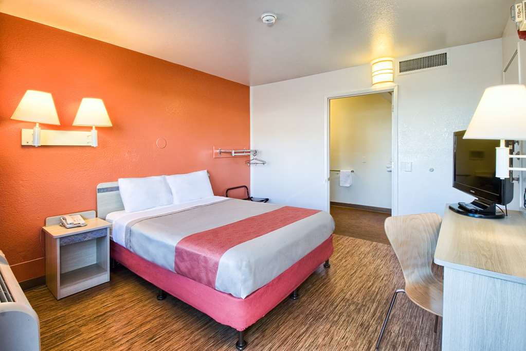 Motel 6 Pendleton OR - photo 12