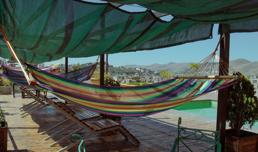 Sundeck