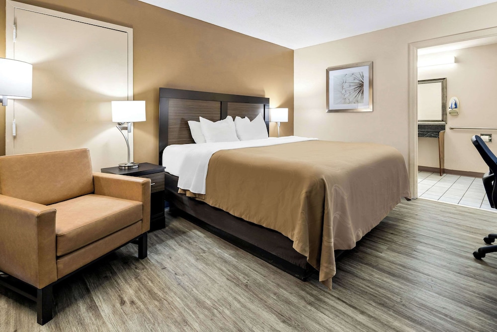 Quality Inn Decatur River City - photo 25