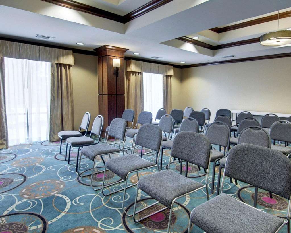 Comfort Suites Texarkana Arkansas - photo 21