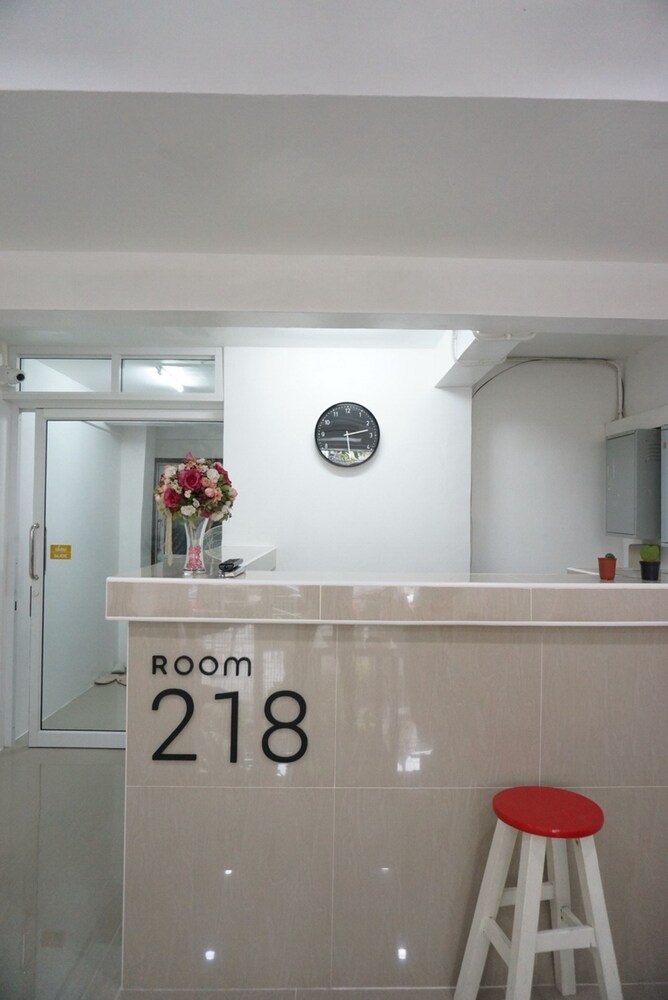 ROOM 218 Dorm for rent Adults Only