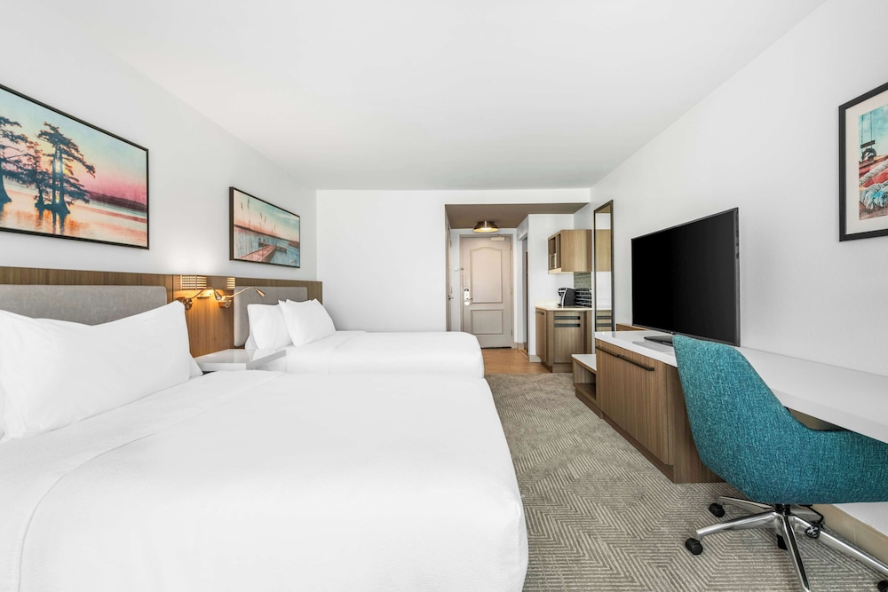 Hilton Garden Inn Suffolk Riverfront - photo 20