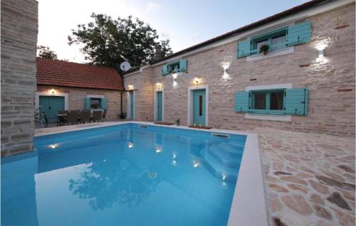 Awesome Home In Donje Rastane — 5-Star Luxury Hotel in Sveti Filip I Jakov, Croatia