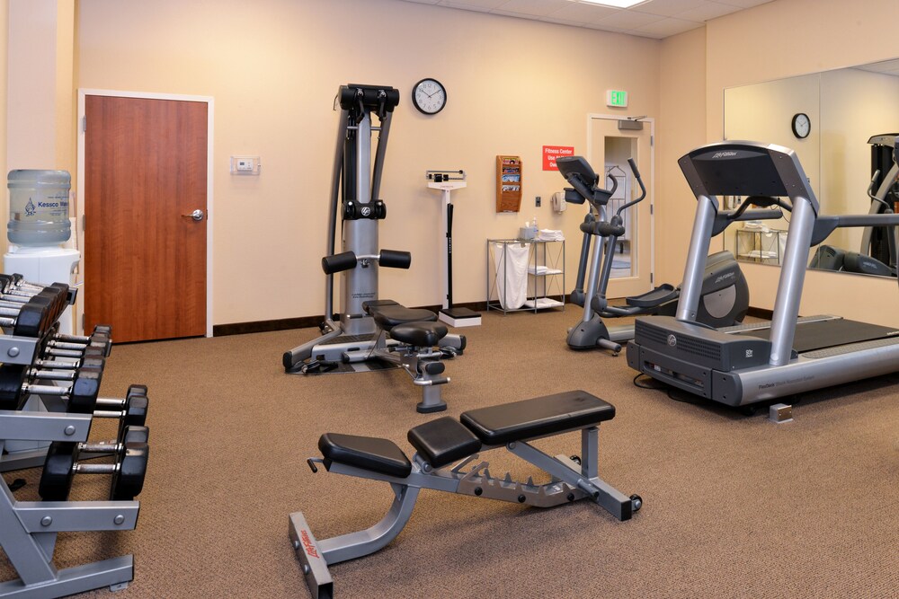 Candlewood Suites Terre Haute by IHG - photo 30