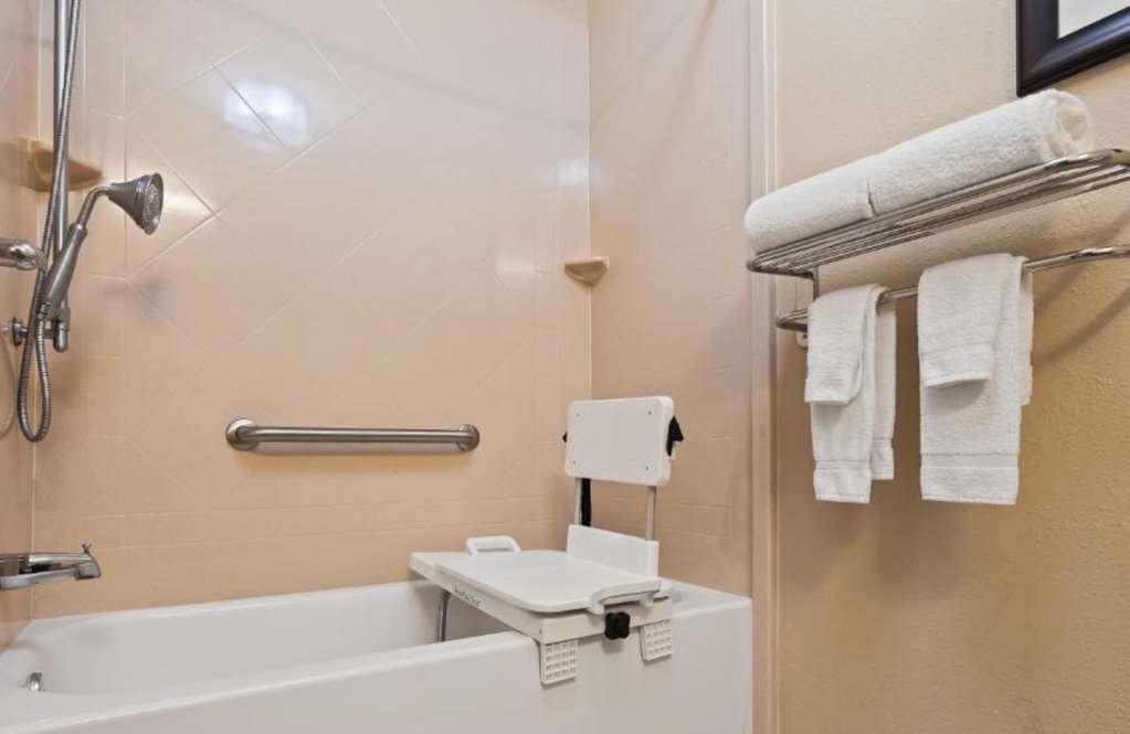 Best Western Eagles Inn - photo 27