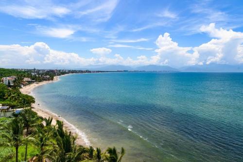 Beachfront Spectacular Ocean Views — 4-Star Luxury Hotel in Bucerias, Mexico