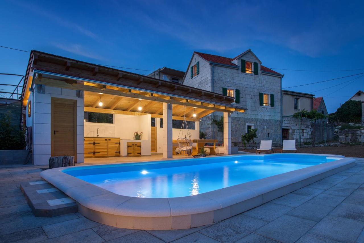 Holiday Village Home Kamenica — 4-Star Luxury Hotel in Omis, Croatia