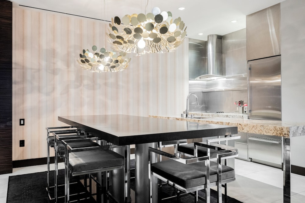 StripViewSuites at Palms Place Penthouses - photo 94