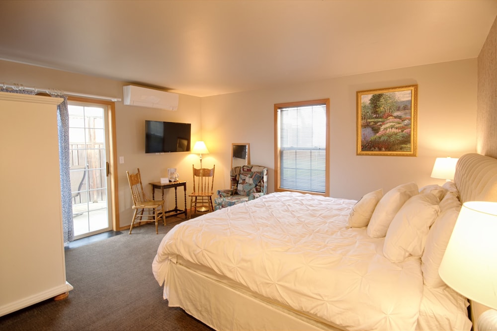 Birchfield Manor Inn and Restaurant - photo 10