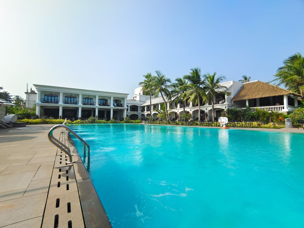 Lagoon Sarovar Premiere Resort Pondicherry — Puducherry