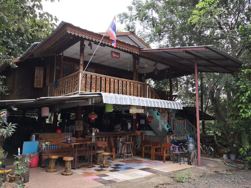 Khong Chiam Marina Resort — Khong Chiam