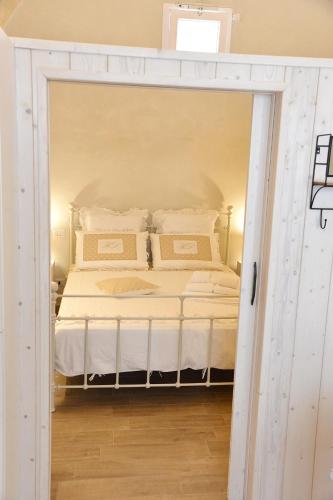 Suite Vitti 5 Puglia Mia Apartments — 4-Star Luxury Hotel in Monopoli, Italy