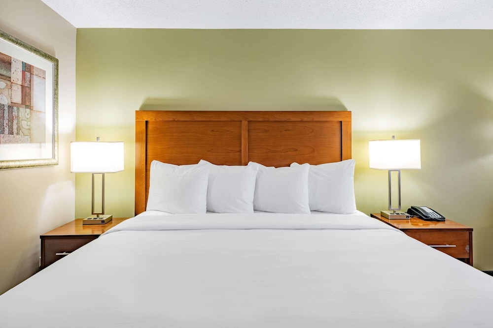 Baymont by Wyndham Gurnee - photo 6