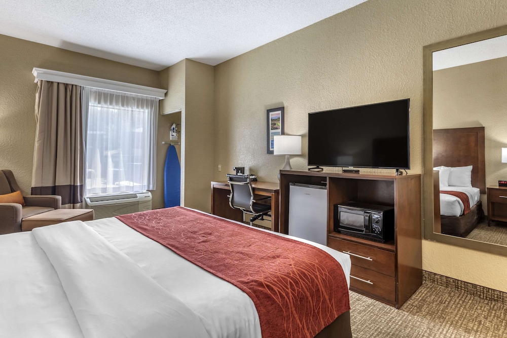 Comfort Inn Kingsport Southeast - photo 9