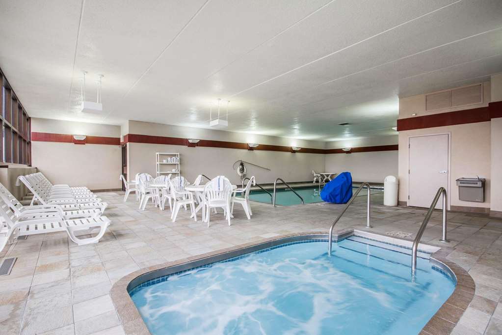 Comfort Inn & Suites Madison Airport - photo 34