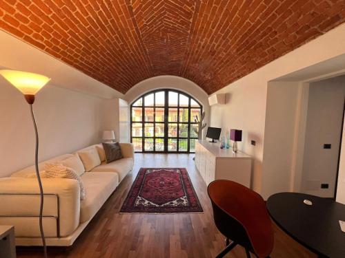 September Suite Dimora di Lusso in Centro Storico Novara — 4-Star Luxury Hotel in Novara, Italy