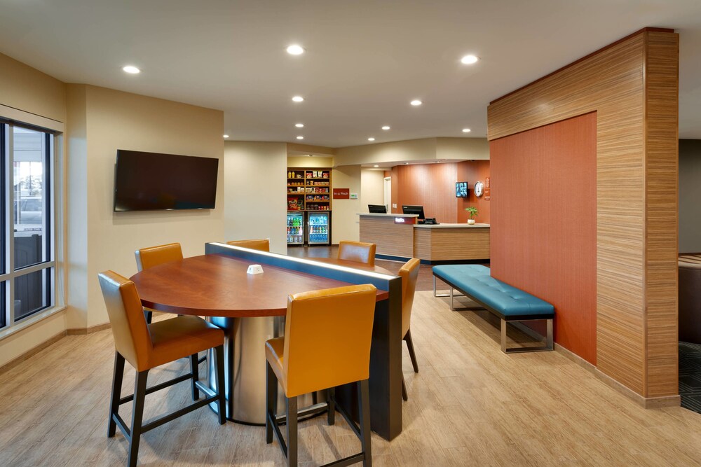 Towneplace Suites by Marriott Clovis - photo 21
