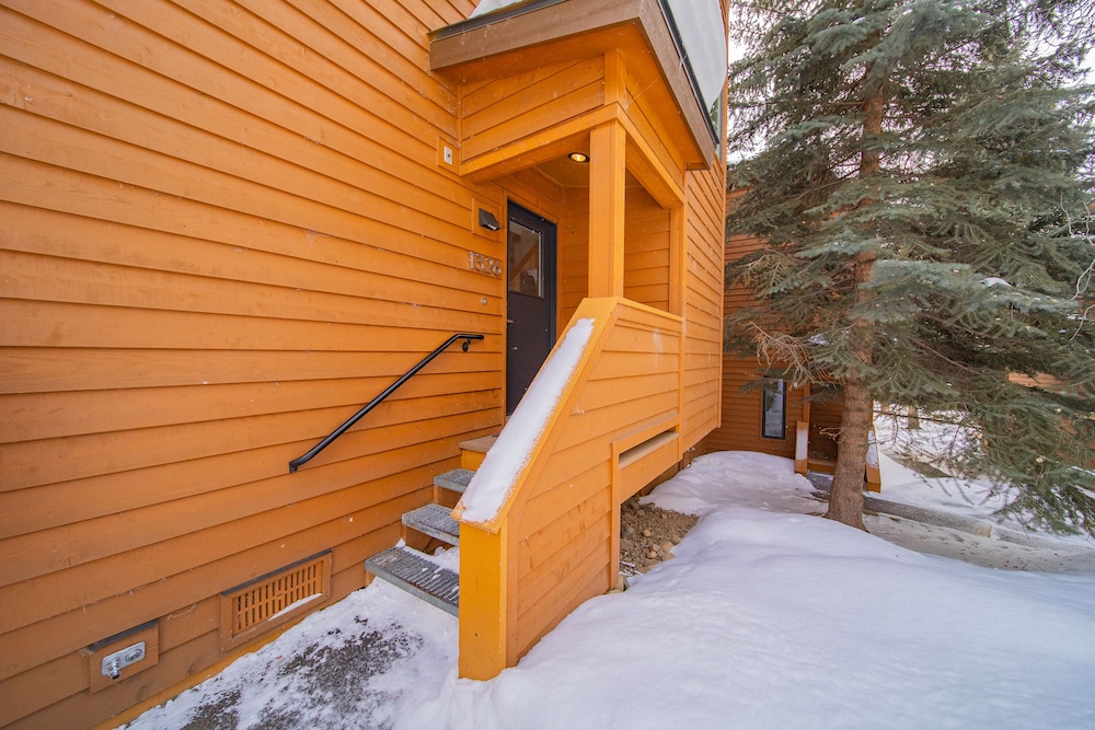 Tennis Townhomes 1326 - photo 45