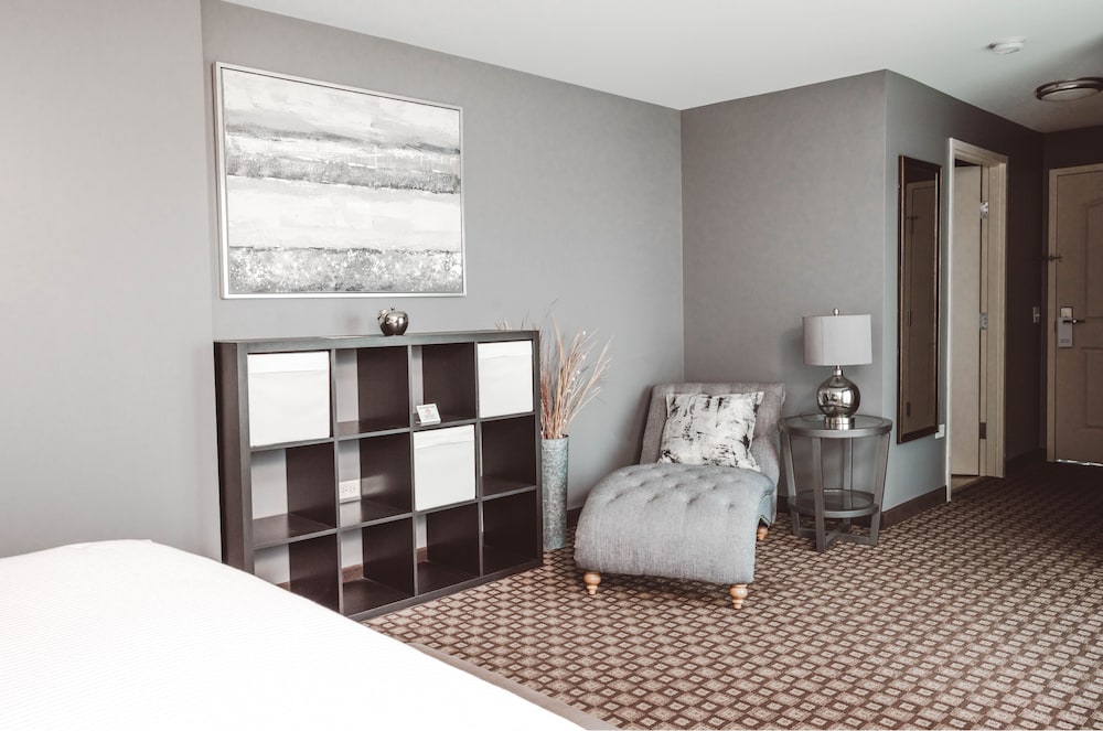 The Inn on Sheridan - photo 16